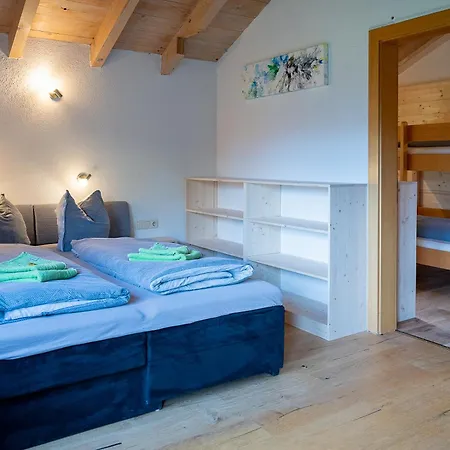 Haus Alpina Apartment *